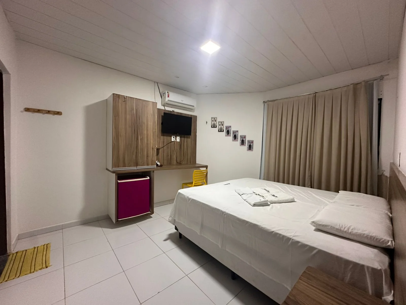 Suíte Casal Simples - quarto